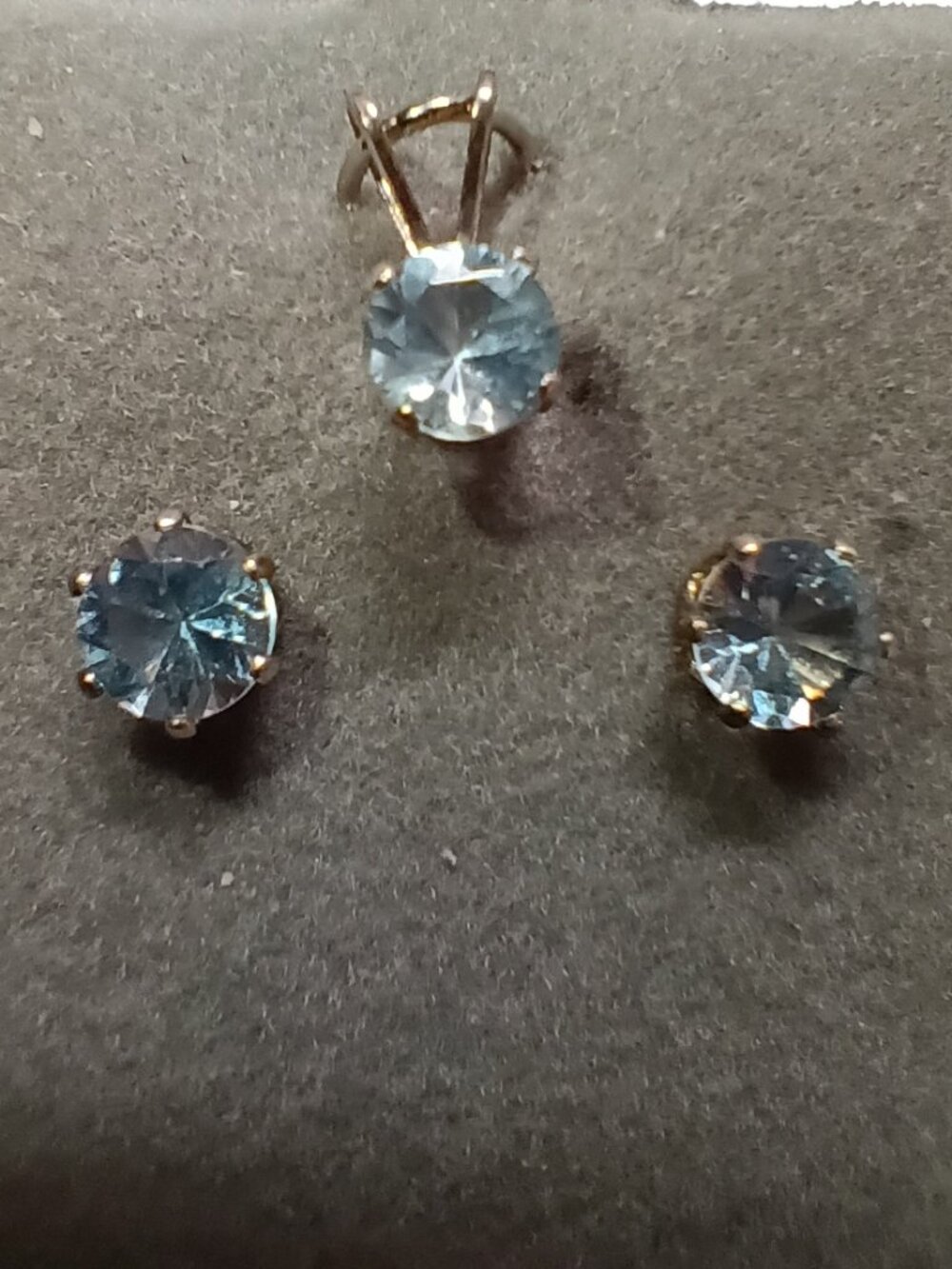 1.5-Carat Genuine Sky Blue Topaz Earring & Pendant Set in 925 Sterling Silver